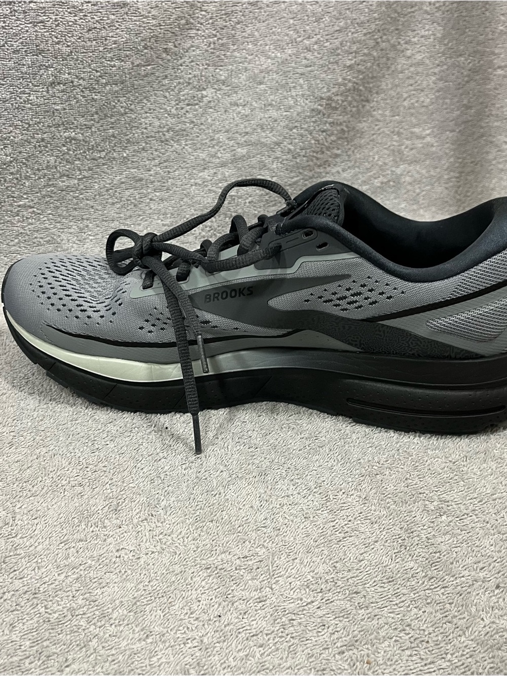 Brooks Trace 3 mens running shoes size 10 (D) Gray Black color - Picture 6 of 11